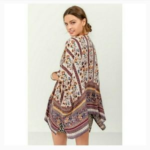 Francesca's Abby Mix Floral Print Kimono Size L